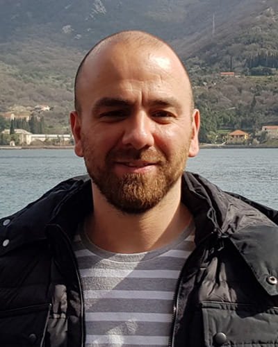 team-image